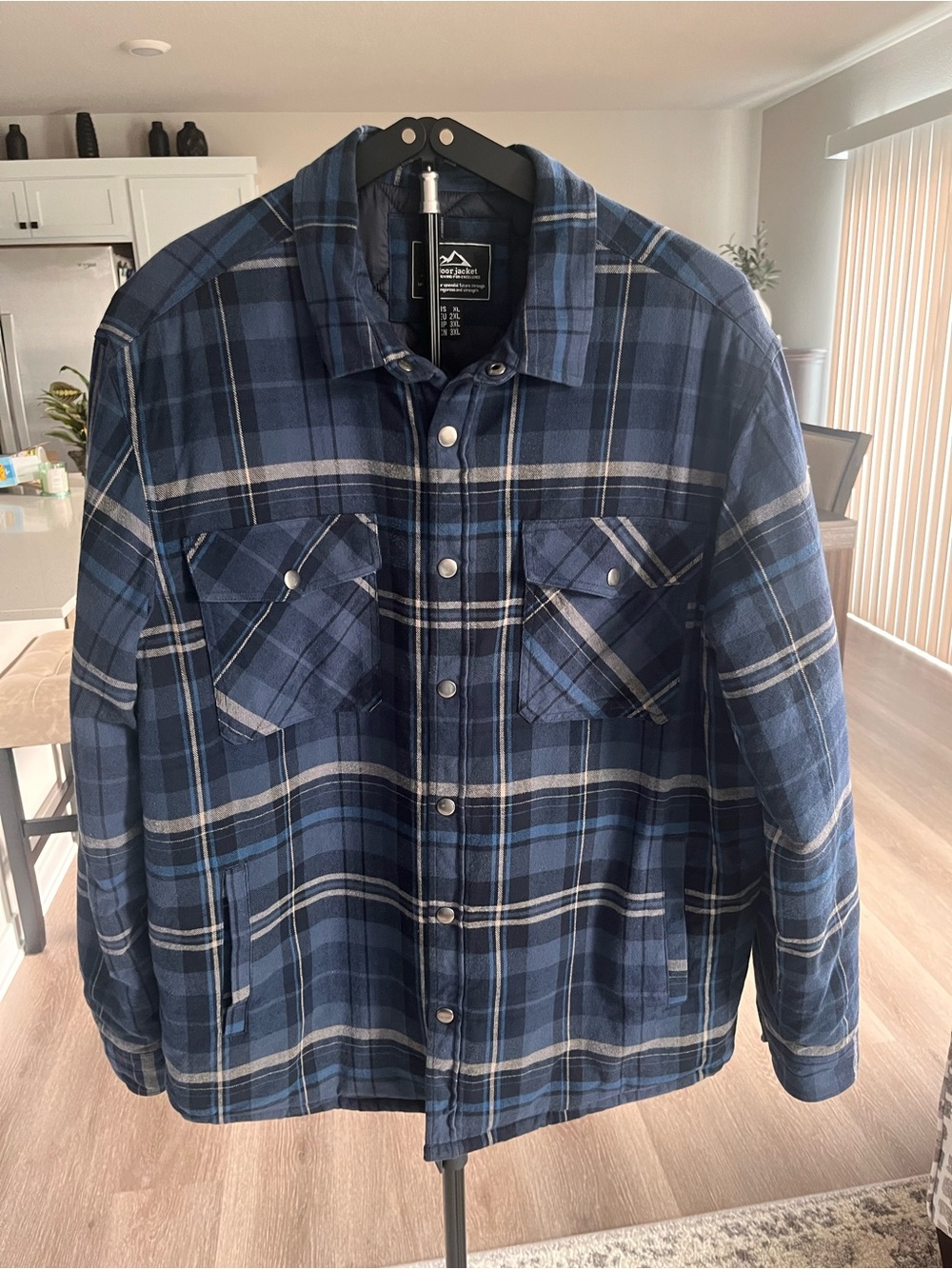 Men's Blue Plaid Snap-Front Shirt Jacket. Brand: Outdoor Jacket XL